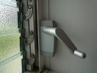 ルーバー窓（ジャロジー窓）オペレータハンドル交換工事