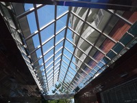 屋根のガラス修理